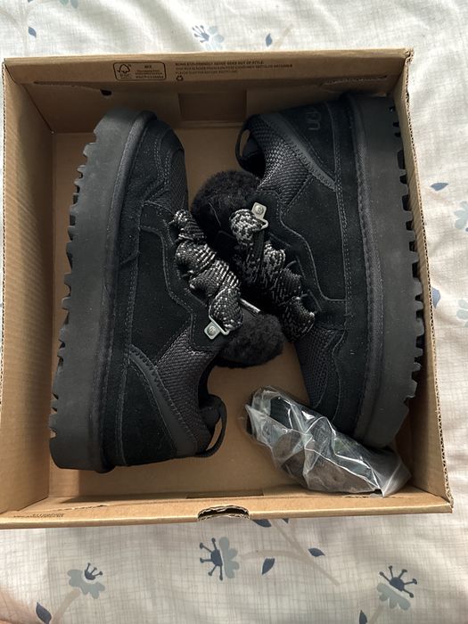 UGG Lowmell Negrii marimea 37