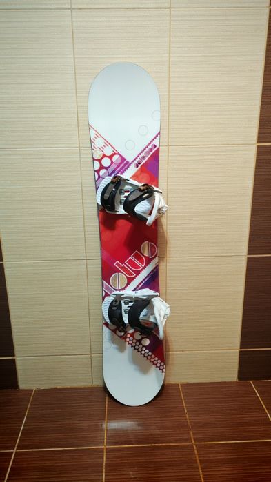Placa snowboard Salomon 140 cm -boots burton