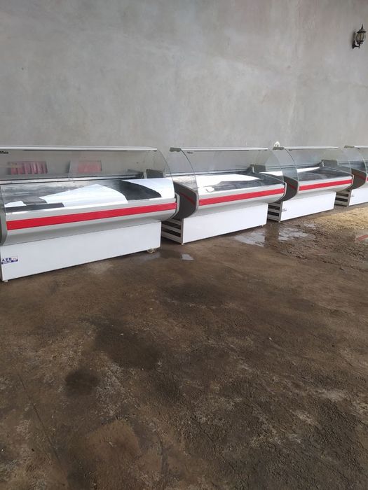 Холодильник для магазина