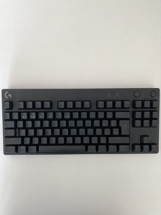 Продам клавиатуру Logitech G Pro