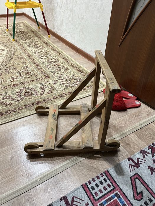 Продается деревянный ходунок
