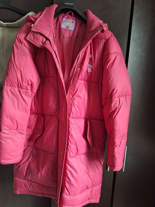 Дълго зимно яке.