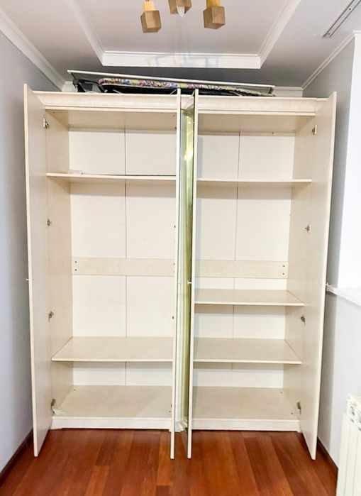 Продается спальный гарнитур в идеальном состоянии !