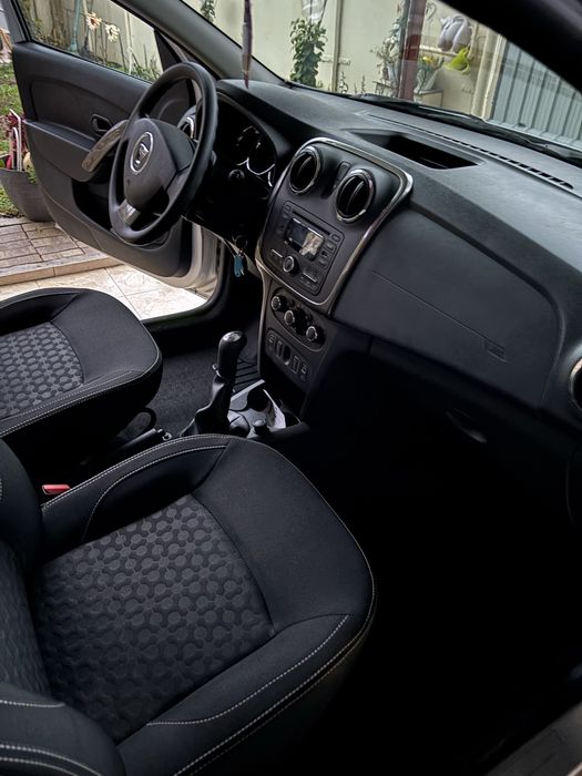 Dacia Logan 2013 benzina 8200 km