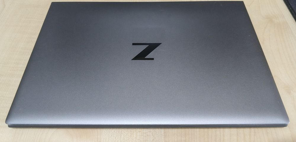 HP ZBook 14 G8 14" IPS FHD / RYZEN 3 PRO 4450U / 8GB DDR4 / 256GB NVMe