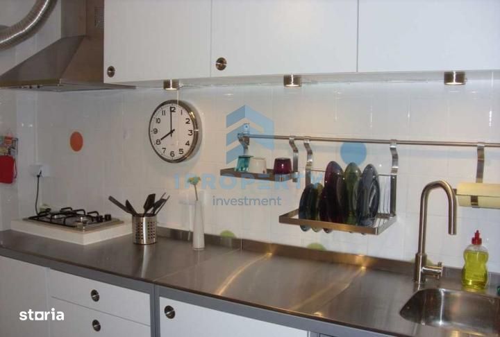 Apartament 3 Camere | Universitate | 2 Bai | Centrala Proprie |