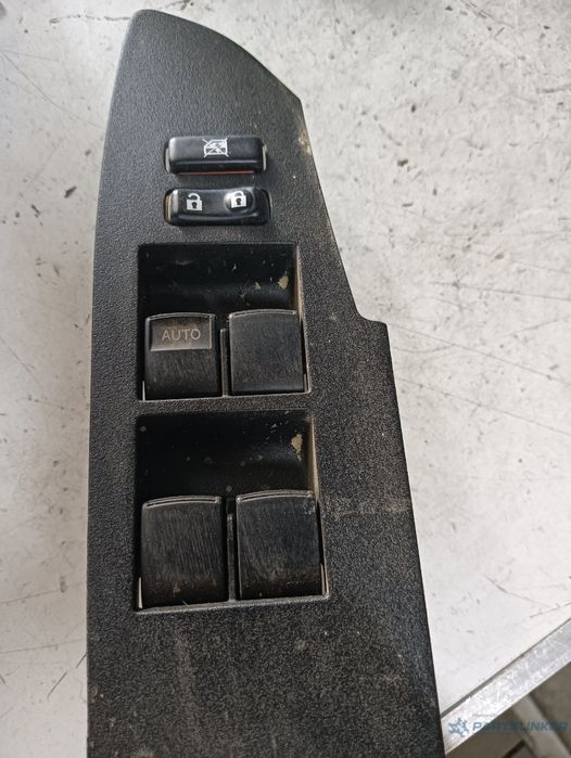 Butoane geamuri electrice stanga fata TOYOTA COROLLA 1.3 i 2015