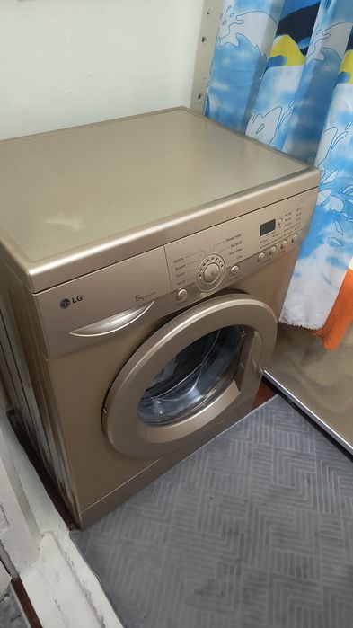 Продам машинку автомат на 5кг