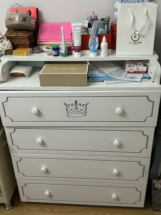 Продам детский кровать с комодом