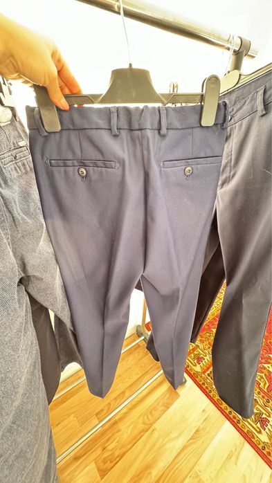 Продам школьные брюки