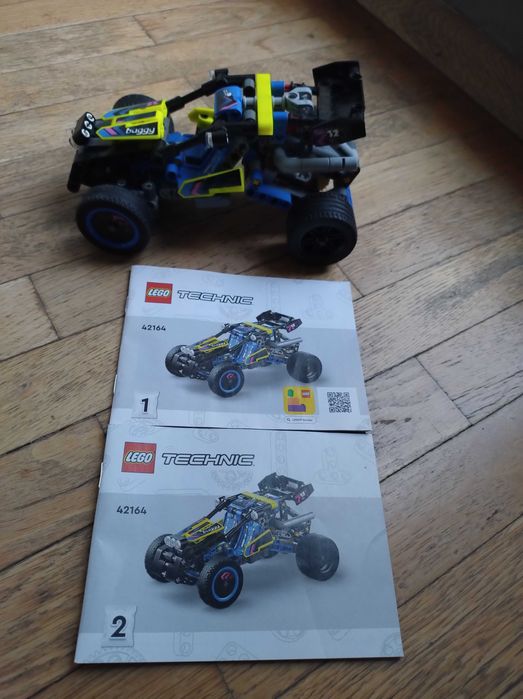 Lego Technic 8+ Състезателно офроуд бъги