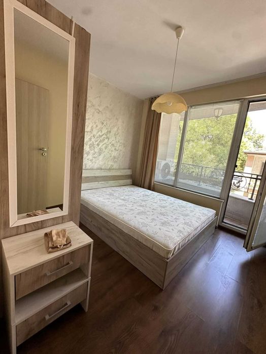 Дава се под наем Двустаен апартамент в Пловдив, Кършияка - 64 кв.м за 325 € - Снимка #2