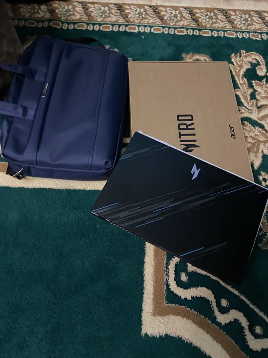 Acer Nitro V 15 .