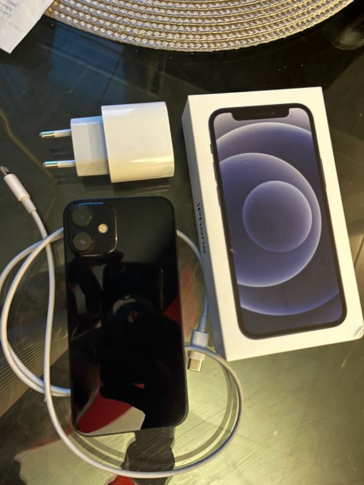 iPhone 12 mini черен
