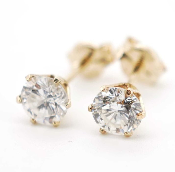 Cercei 14k cu diamante 0,68ct