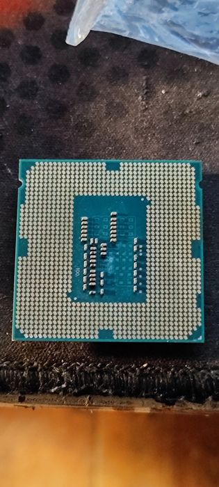 Intel Pentium G3260  3.30GHz