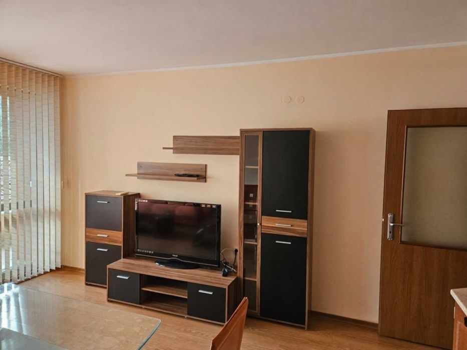 Дава се под наем Двустаен апартамент в Пловдив, Център - 70 кв.м за 408 € - Снимка #3