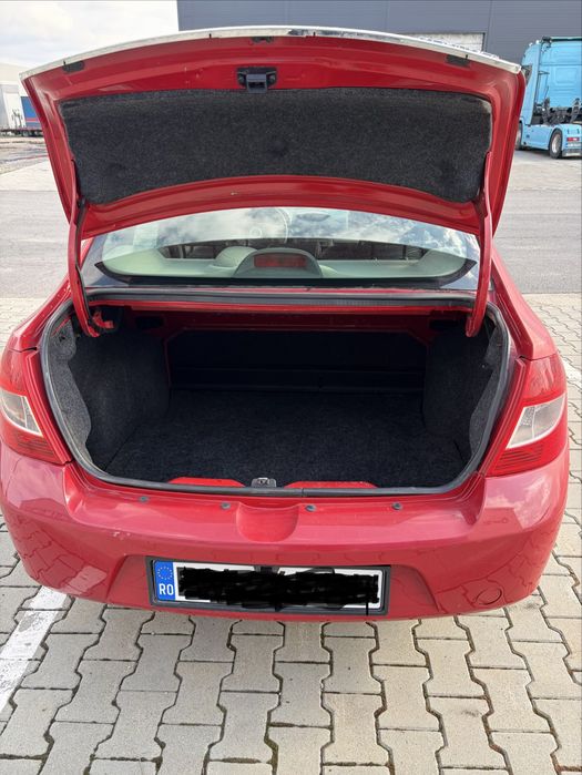 Renault Symbol  An: 2010