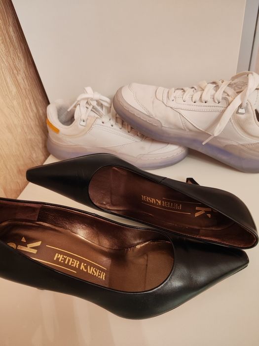 Женская фирменная обувь