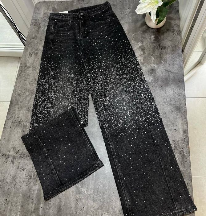 Черни лъскави дънки