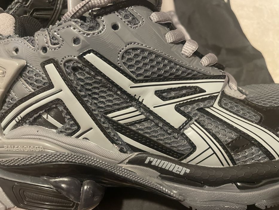 Balenciaga Runner Grey Negociabil