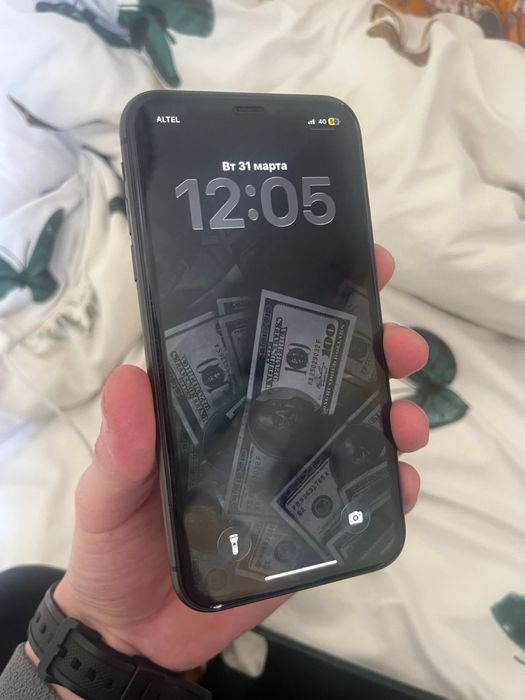 Iphone 11 в отличном состоянии