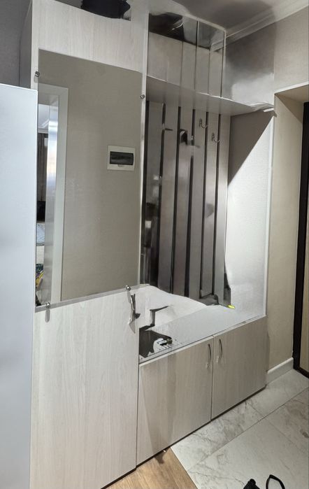 Продам прихожая материал ЛДСП