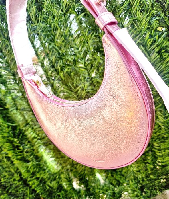 Furla mini delizia цвят розов метал и в злато