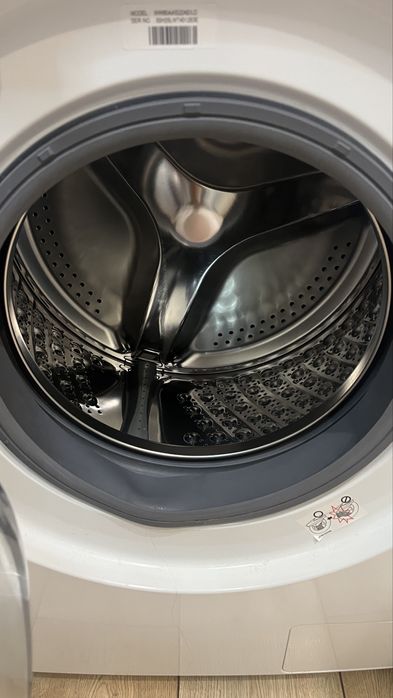 Продам стиральную машину