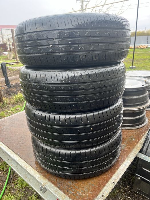 Продам шины в отличном состоянии