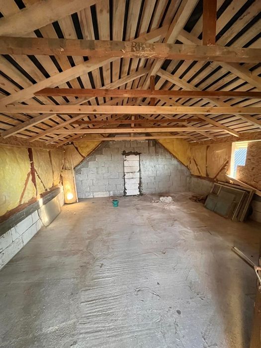 1. Executăm acoperisuri 
2. Montaj orice tip de invelitoare,
3. Dulghe