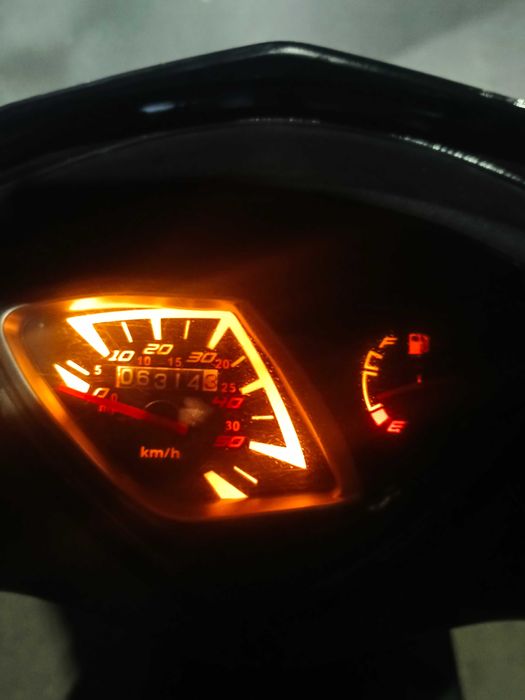 Продам мопед идеальныЙ СРОЧНО