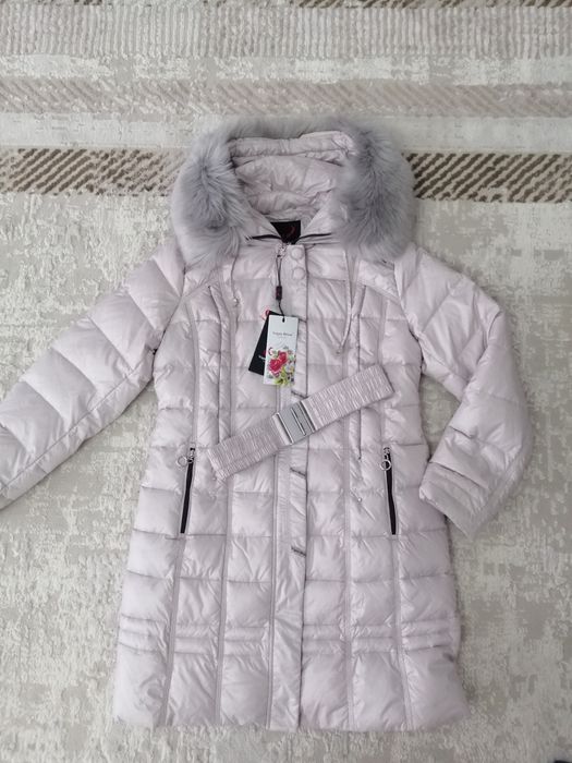 Женские зимные куртки.