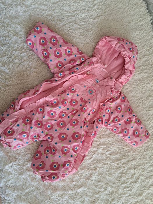 Продам комбинезон для девочек