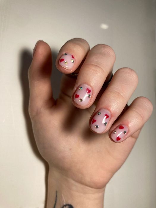 Маникюр, педикюр на дому