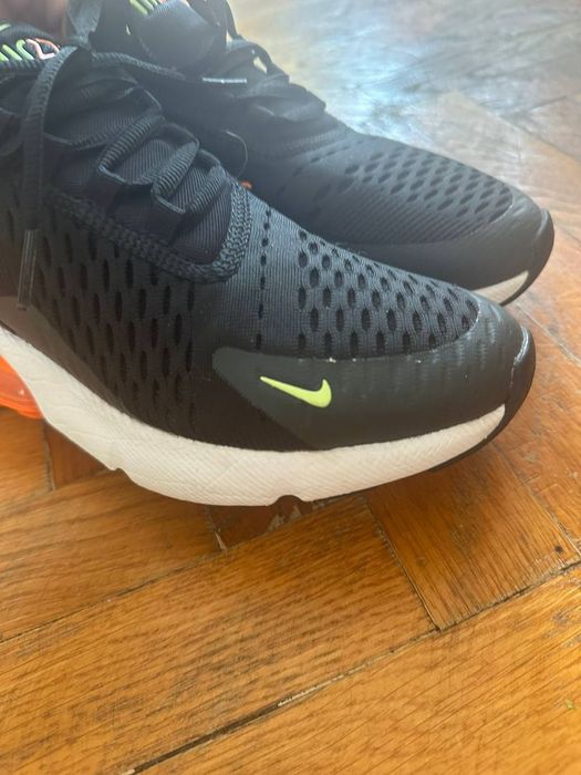 Adidași Nike Air Max 270 în stare foarte bună