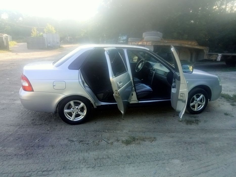 Продам приору 2013