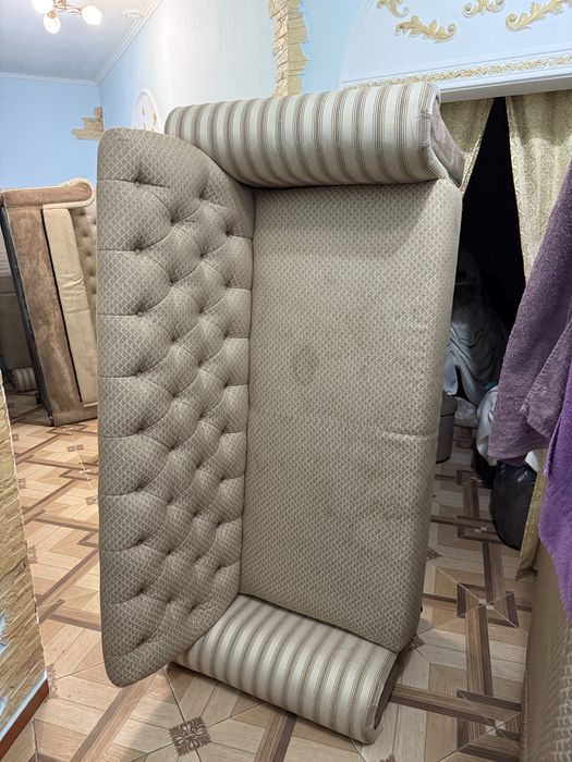 Столы стулья диваны