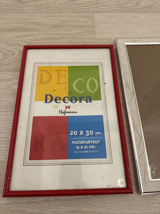 Рамки для фото и картин