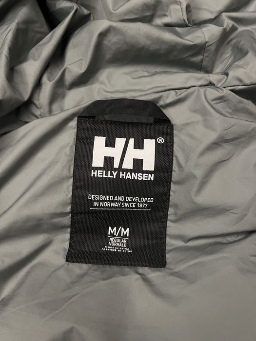 Зимно пухено яке Helly Hansen