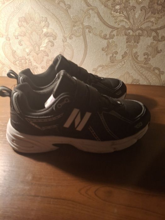 кроссовки new balance