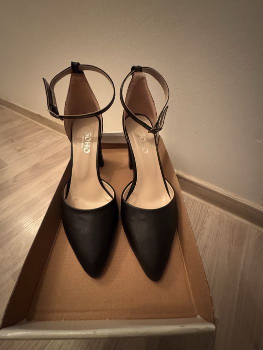 Pantofi cu toc calitativi