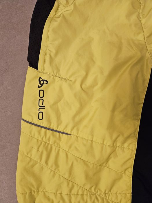 Pantaloni Odlo cu izolație PrimaLoft – M – ideali iarna, barbat