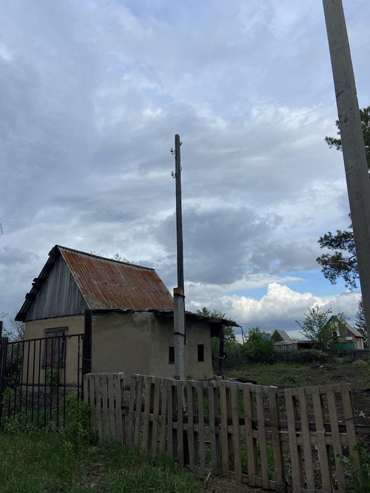 Поодам дачный учасок