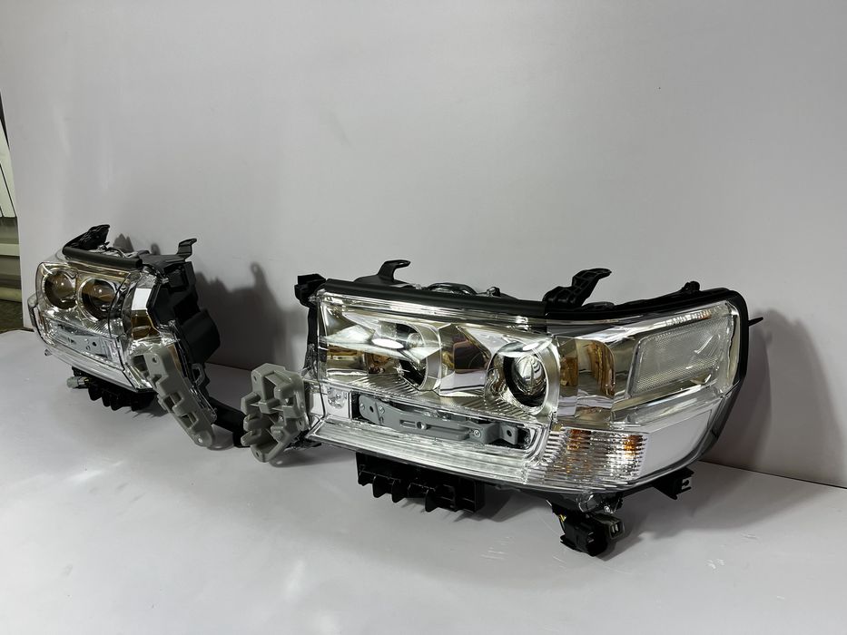 Фары full led chrome на land cruiser 200