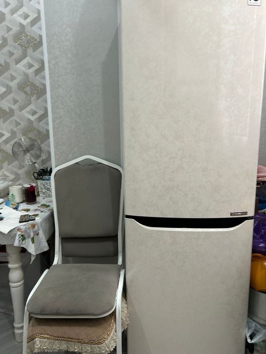 Холодильн к б/, цена 80000