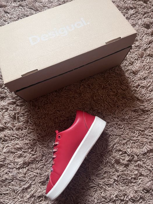 Оригинални обувки Desigual