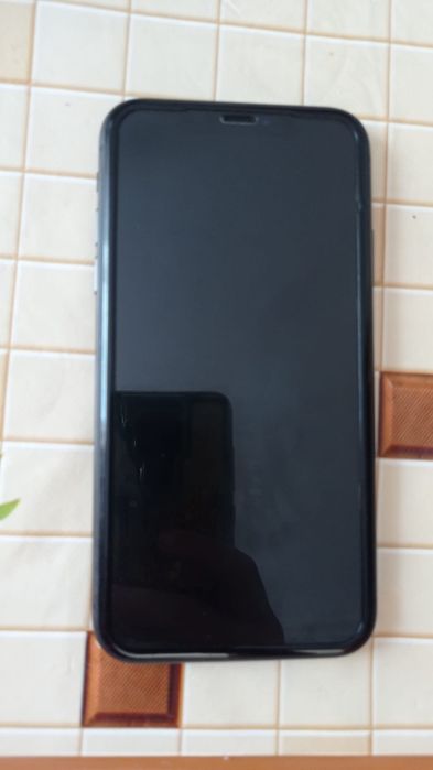 iPhone 11 с гарантией