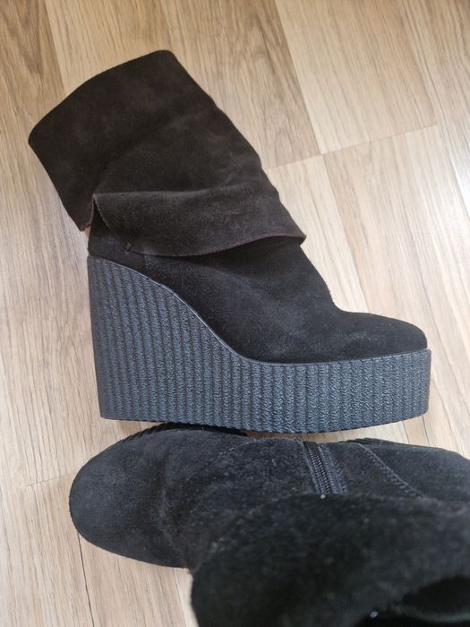 Боти естествен велур