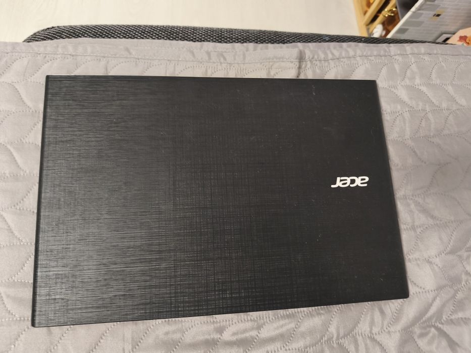 Laptop nou gaming  Acer i5 Ram 8Gb video 4Gb ssd Win 10 office ROBLOX